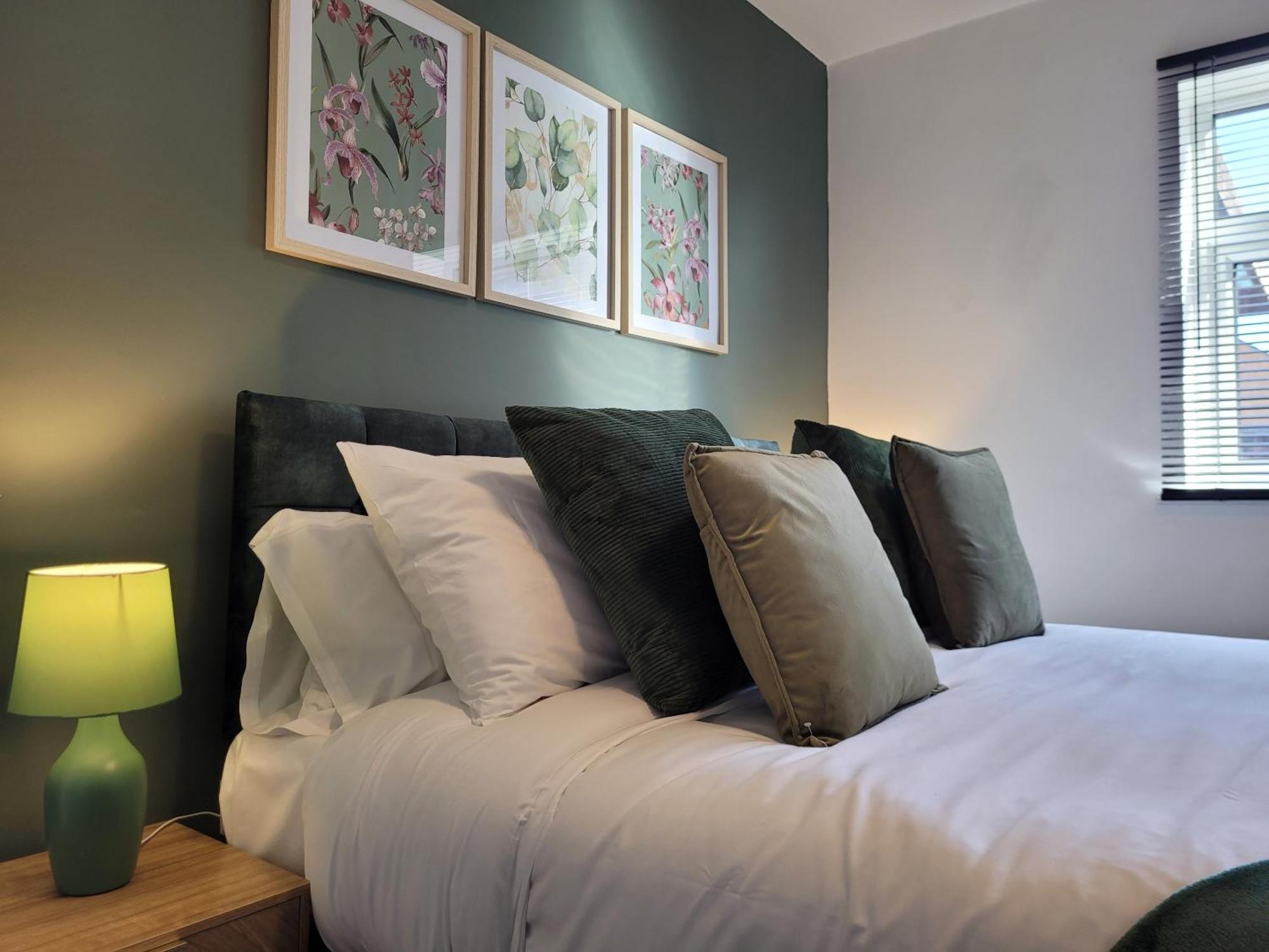 Stay - The Wellington Burton On Trent Bagian luar foto